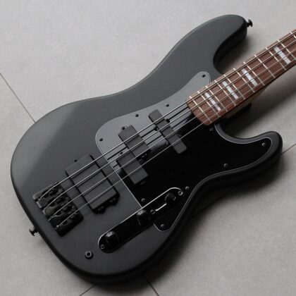 BREED-55-bass Бас-гитара, черная, Kononykheen Guitars